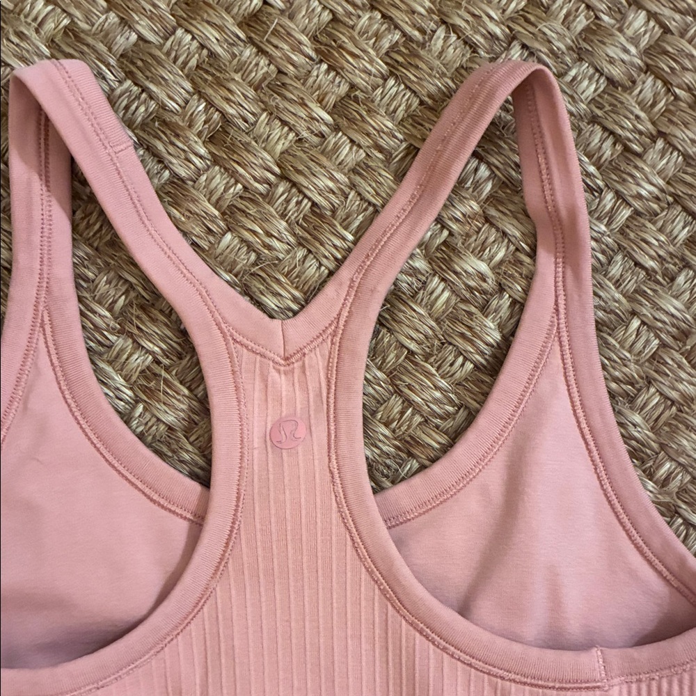 Lululemon Athletica Ebb to Street - Picture 2 of 2